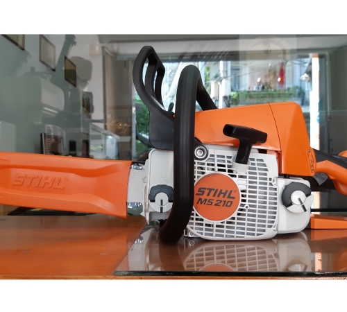 Máy cưa xích Stihl MS210